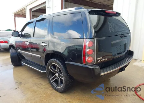 2011 GMC Yukon Denali из США, поврежденный, VIN 1GKS1EEF5BR217885